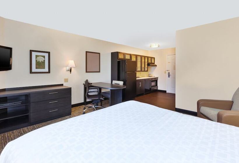 장애인을 위한 스위트, Candlewood Suites Polaris, An Ihg