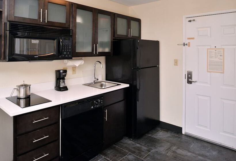 Студия Стандарт, Candlewood Suites Winchester, An Ihg