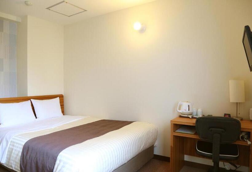Quarto Estandar, Tokyo Ueno New Izu