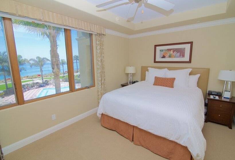 套房带泳池景, Dolphin Bay Resort And Spa