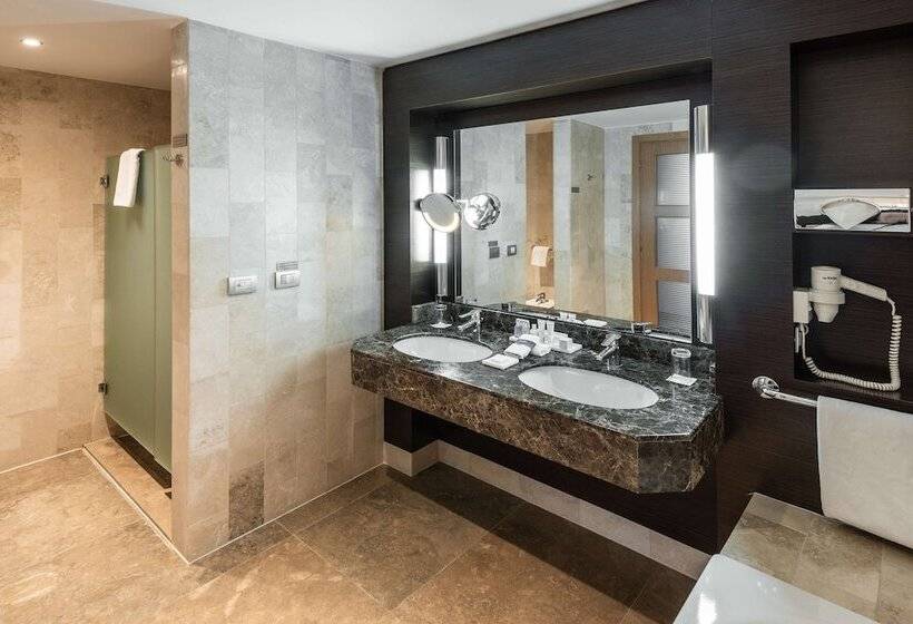 스탠다드 룸, Radisson Hotel Astana