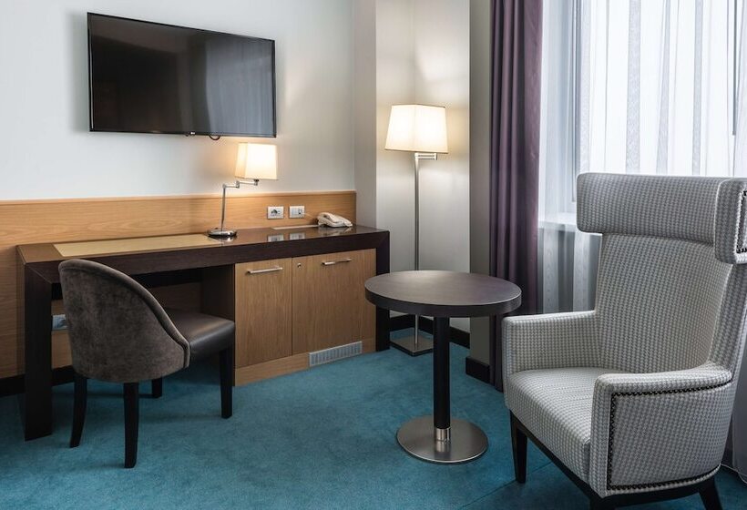 스탠다드 룸, Radisson Hotel Astana