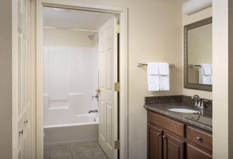 침실 2개 스위트, Staybridge Suites North Brunswick, An Ihg