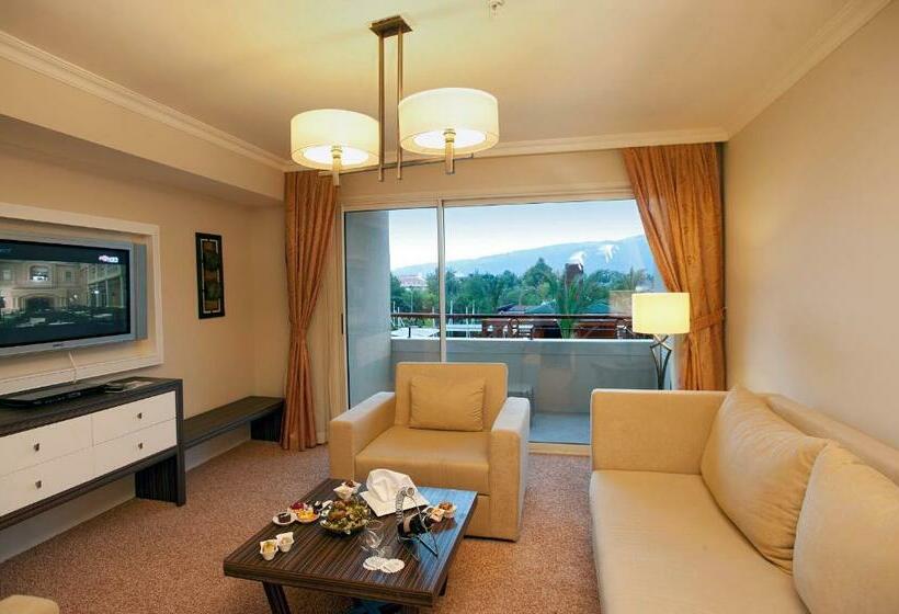 스위트 킹사이즈 침대, Crystal De Luxe Resort & Spa   All Inclusive