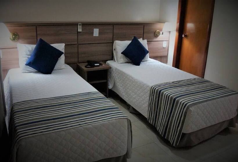 Номер Стандарт, Fenix Hotel Pouso Alegre