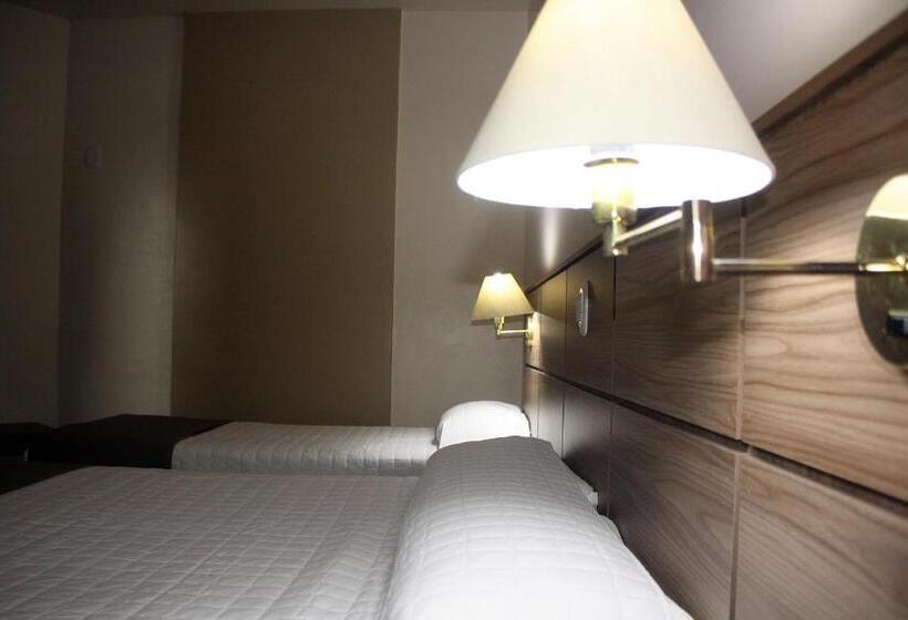Трехместный Номер Superior, Fenix Hotel Pouso Alegre