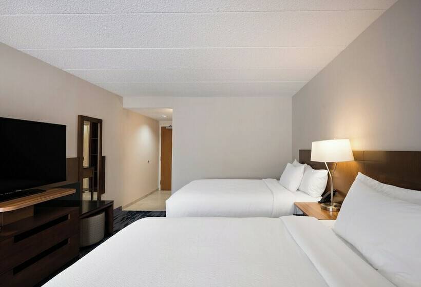 Номер Стандарт 2 Двуспальные Кровати, Fairfield Inn By Marriott Amesbury