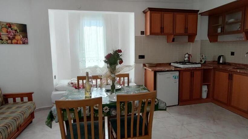 Семейный Номер Вид на Сад, California Apart Otel