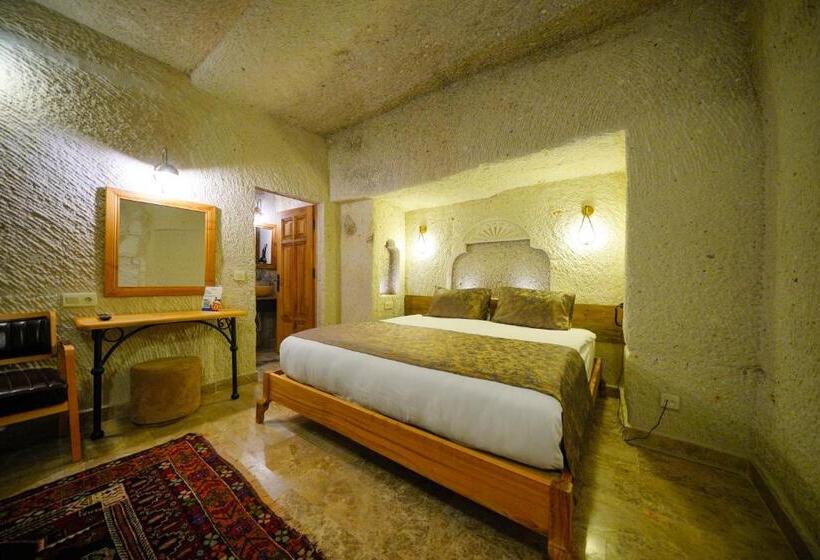 디럭스 룸, Cave Hotel Saksagan