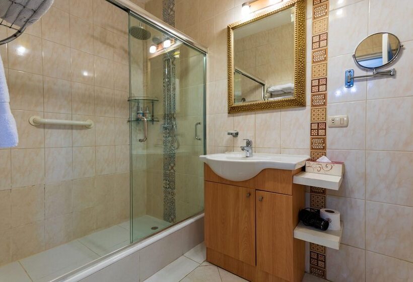 Номер Стандарт с Балконом, Boutique Los Balcones