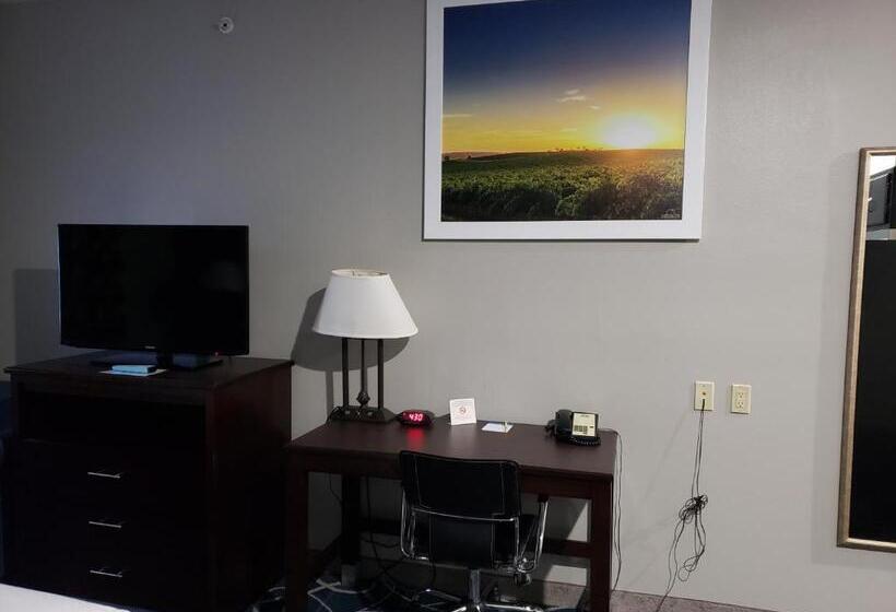 Студио Стандарт Кровать Кинг, Days Inn & Suites By Wyndham Cleburne Tx
