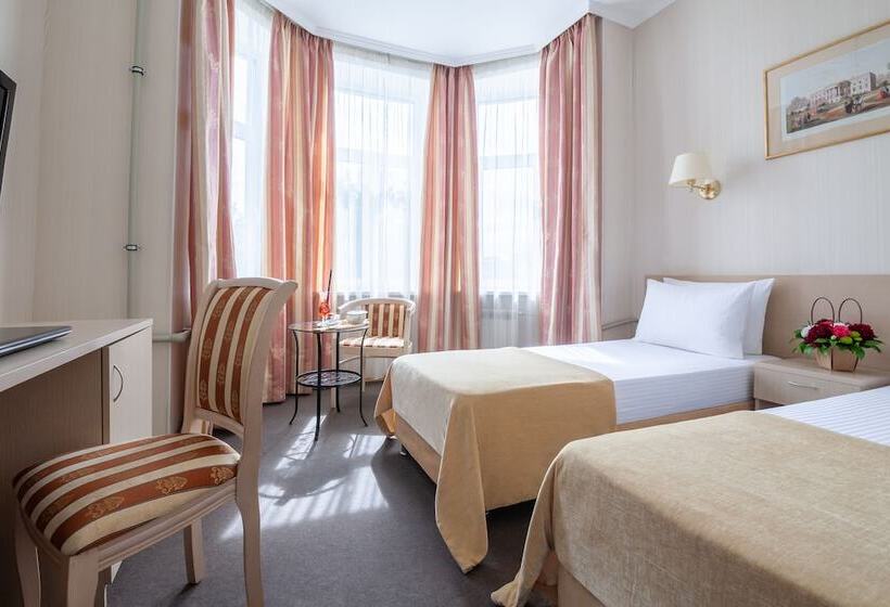 Quarto Estandar, Bristol