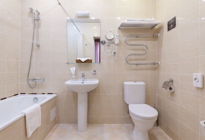 Quarto Deluxe, Bristol