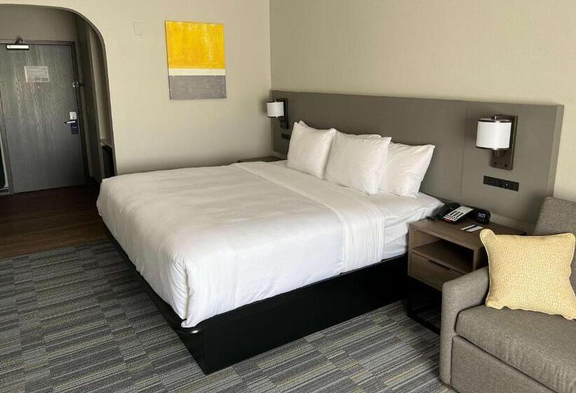 חדר סטנדרט עם מיטת קינג, Comfort Inn & Suites