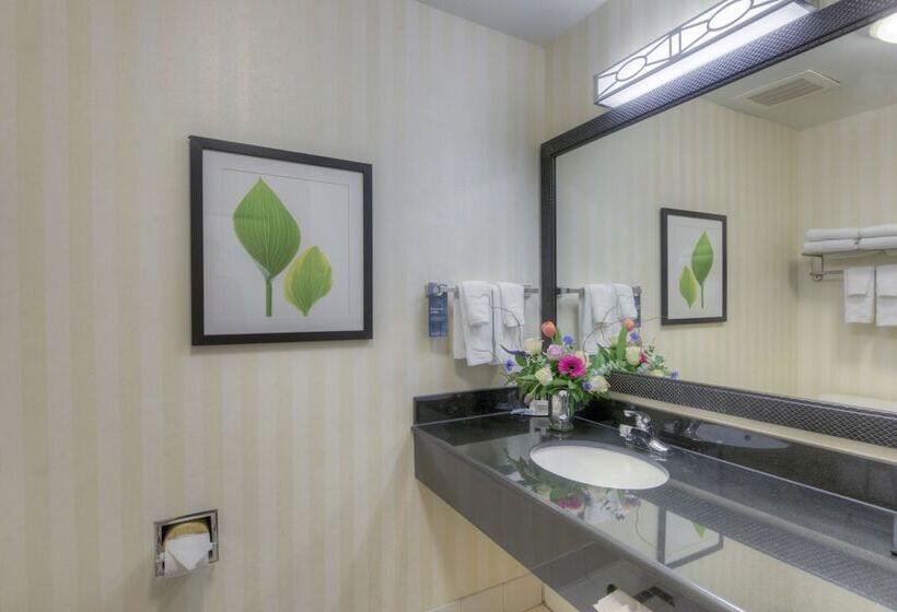 اتاق استاندارد با 2 تخت دوبل, Fairfield Inn And Suites By Marriott Laramie