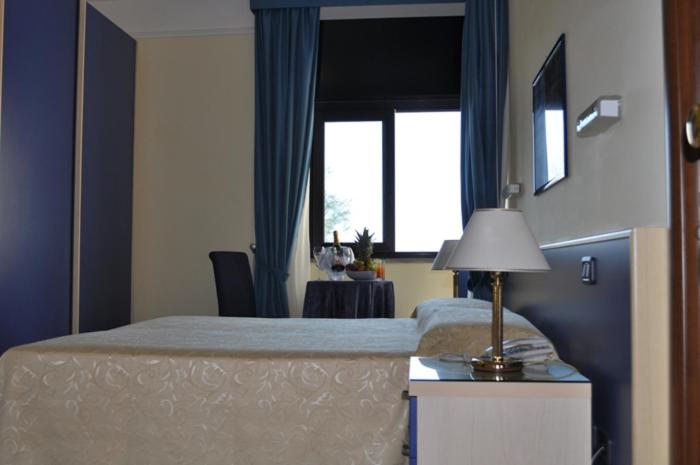 اتاق استاندارد با بالکن, Grand Hotel La Playa