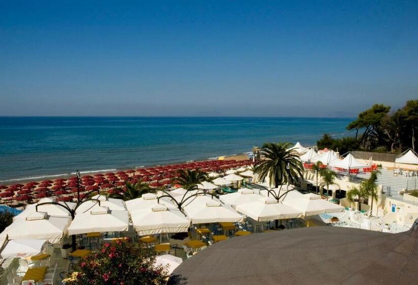 سوییت با چشم‌انداز دریا, Grand Hotel La Playa