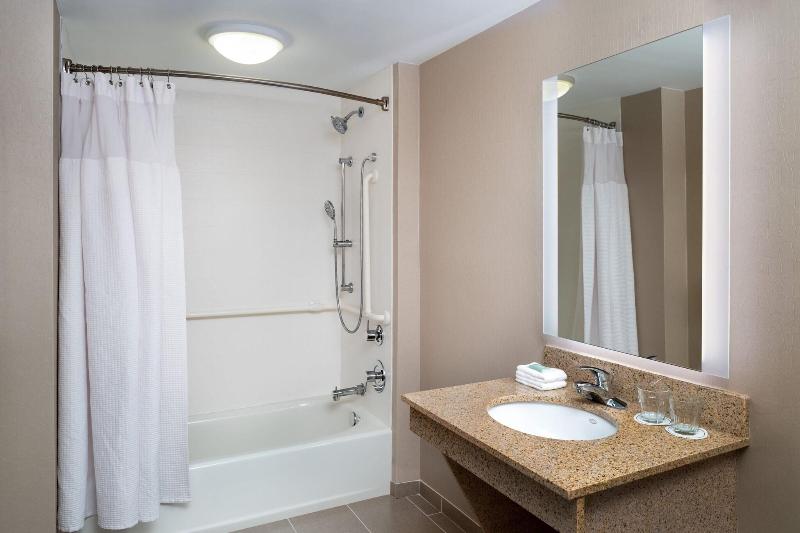 Люкс, Springhill Suites Gainesville