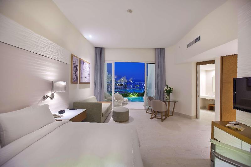 Junior Suite cu Hidromasaj, Krystal Grand Puerto Vallarta