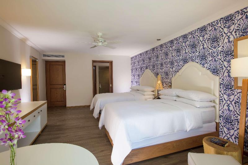 جناح جونيور مطل على الحديقة, Krystal Grand Puerto Vallarta
