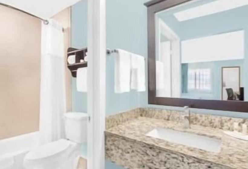 Люкс, Americas Best Value Inn Bishop Kingsville