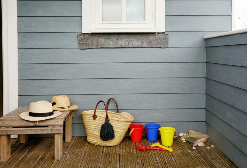 Quarto Superior Vista Mar, Driftwood