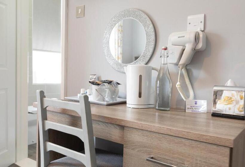 スタンダードトリプルルーム, The Firs Bed And Breakfast