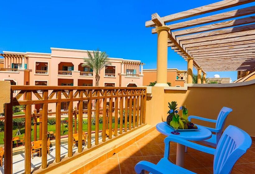 Standard Triple Room, Charmillion Club Aquapark
