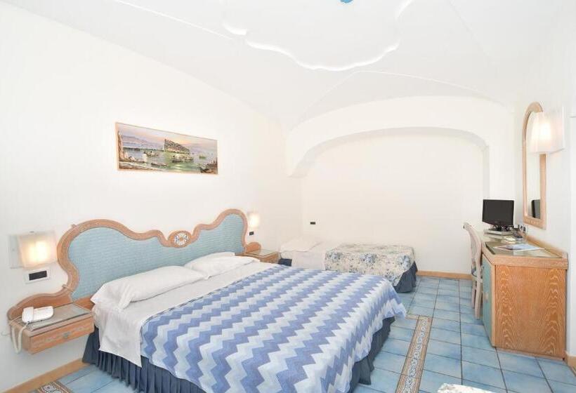 Трехместный Номер Superior, Albergo Italia   Beach