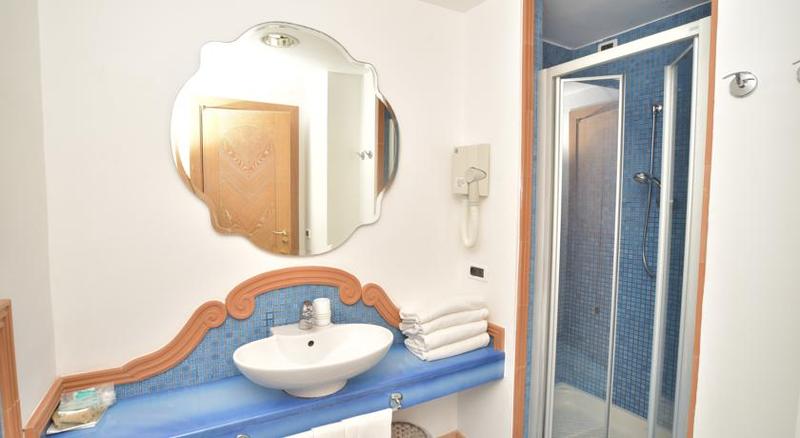 Номер Стандарт Трехместный, Albergo Italia   Beach