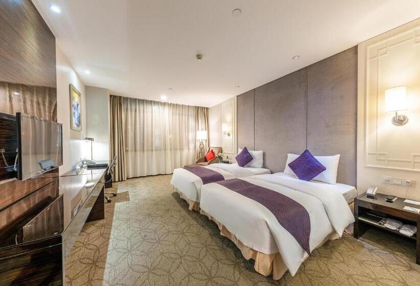 Номер Клуб, Dorsett Wuhan