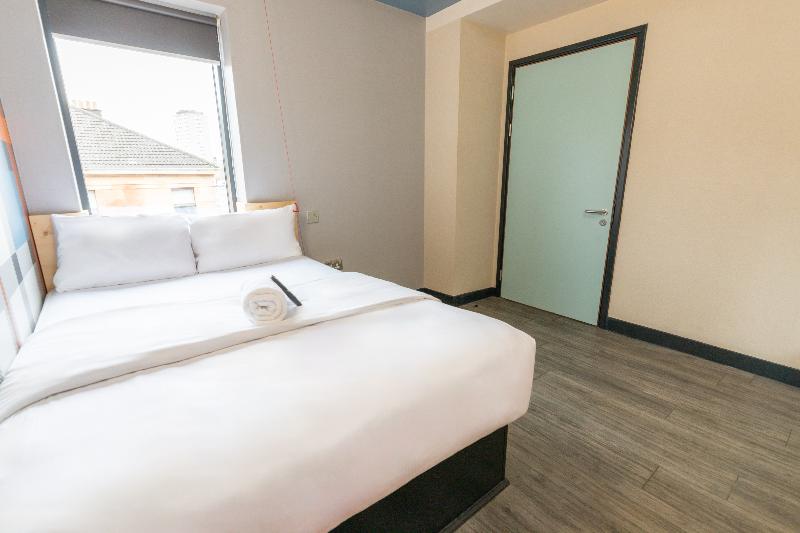 اتاق استاندارد برای معلولان, Easyhotel Glasgow City