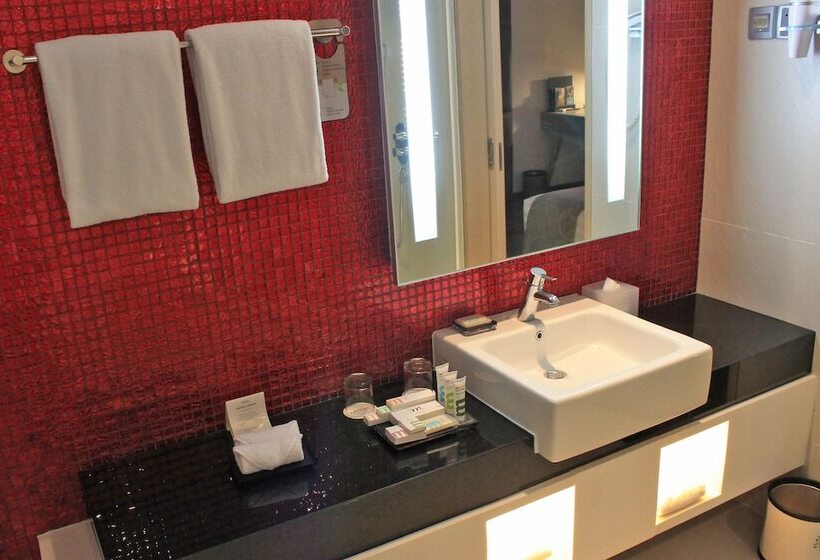 Люкс, Mercure Jakarta Simatupang