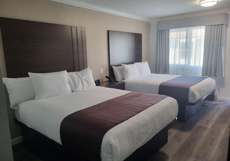Номер Стандартный Кровать Куин, Surestay Plus Hotel By Best Western Upland   Ontario North