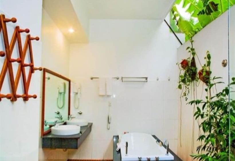 اتاق لوکس, Nui Thom Ecolodge