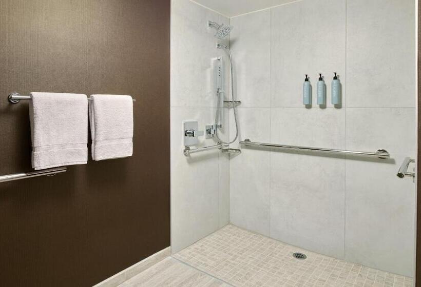 キングサイズベッドのスタンダードルーム, Courtyard By Marriott Los Angeles Pasadena Old Town