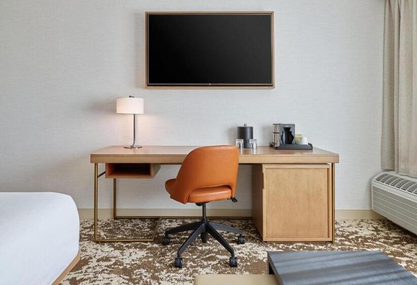 Номер Стандарт Вид на Бассейн, Courtyard By Marriott Los Angeles Pasadena Old Town