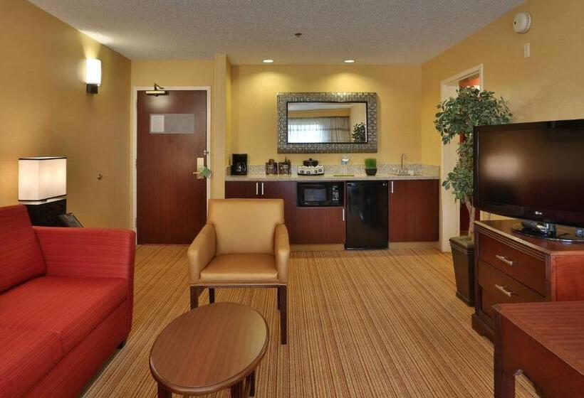 Люкс, Courtyard By Marriott Springfield Airport