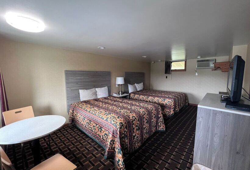 Номер Стандарт 2 Двуспальные Кровати, Fairbridge Inn Express