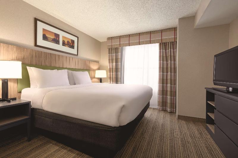 带大床的标准间, Country Inn & Suites By Radisson, Georgetown, Ky