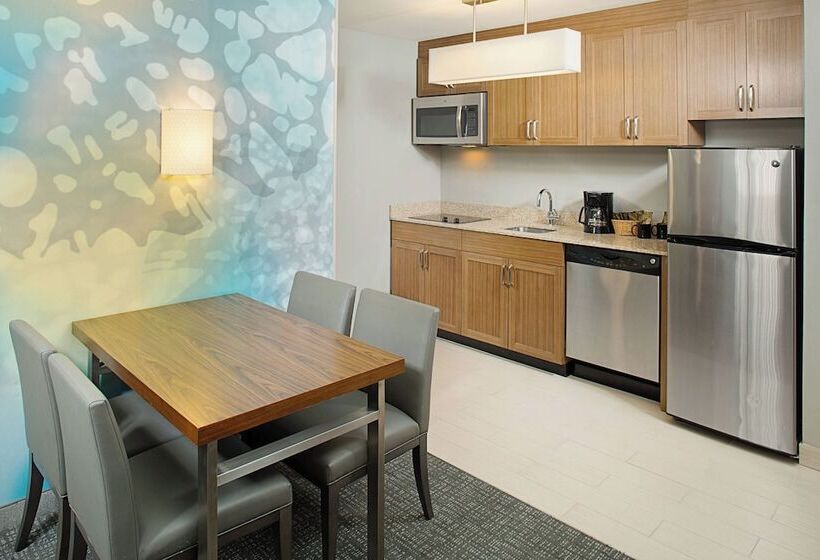 סוויטה, Courtyard By Marriott Sacramento Midtown