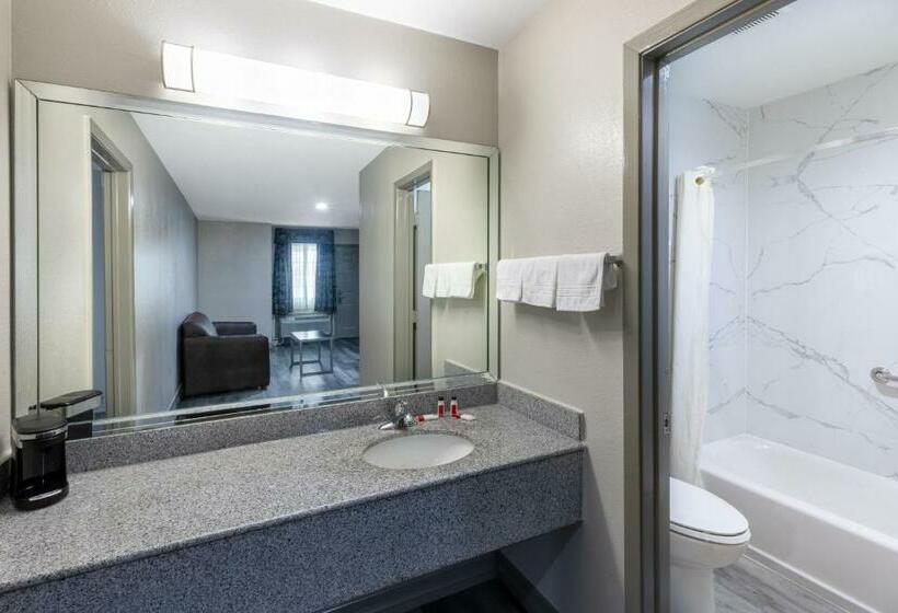 Номер Стандарт, Days Inn By Wyndham Baytown Tx