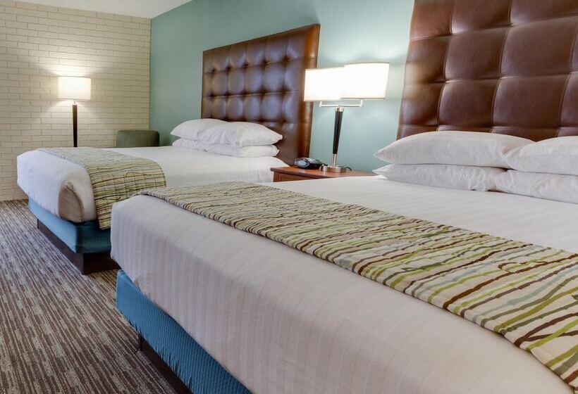 장애인을 위한 스위트, Drury Inn & Suites Birmingham Grandview