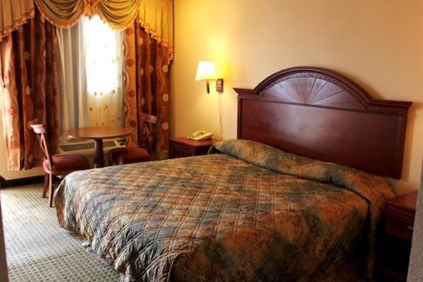 Стандартный Номер Кровать Кинг, Summit Inn Hempstead