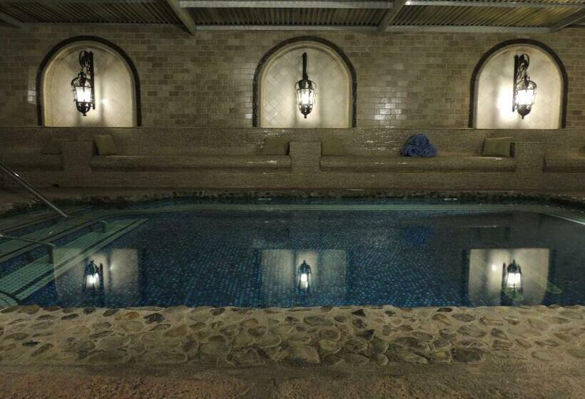 Стандартный Номер Кровать Кинг, Tuscan Springs Hotel & Spa