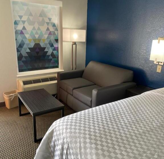 Люкс Кровать Кинг, Clairmont Inn & Suites   Warren