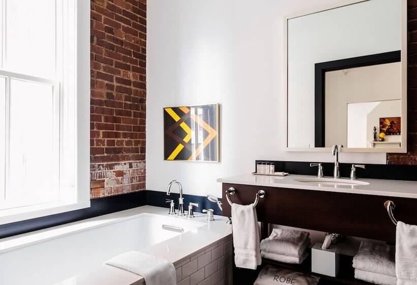 Executive Suite, The Dwell Hotel, A Member Of Design Hotels