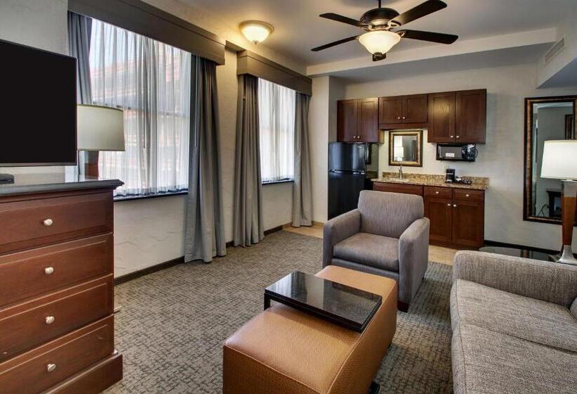 Suite Executive, Drury Plaza Hotel San Antonio Riverwalk