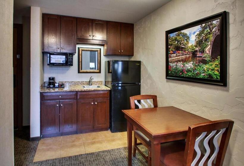 Chambre Deluxe King Size, Drury Plaza Hotel San Antonio Riverwalk