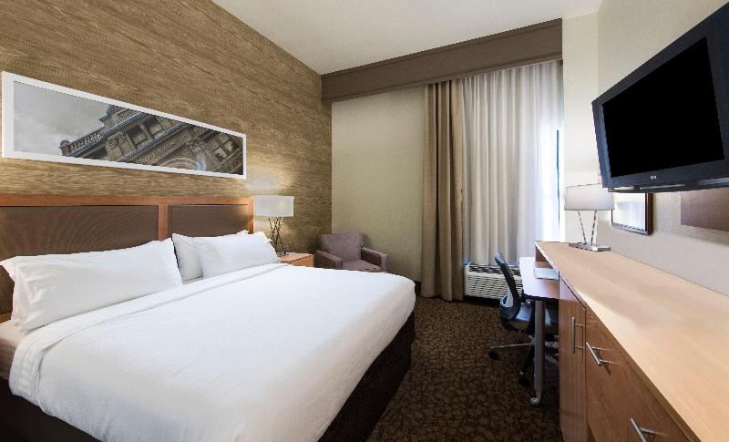 חדר סטנדרט עם מיטת קינג, Holiday Inn Savannah Historic District, An Ihg